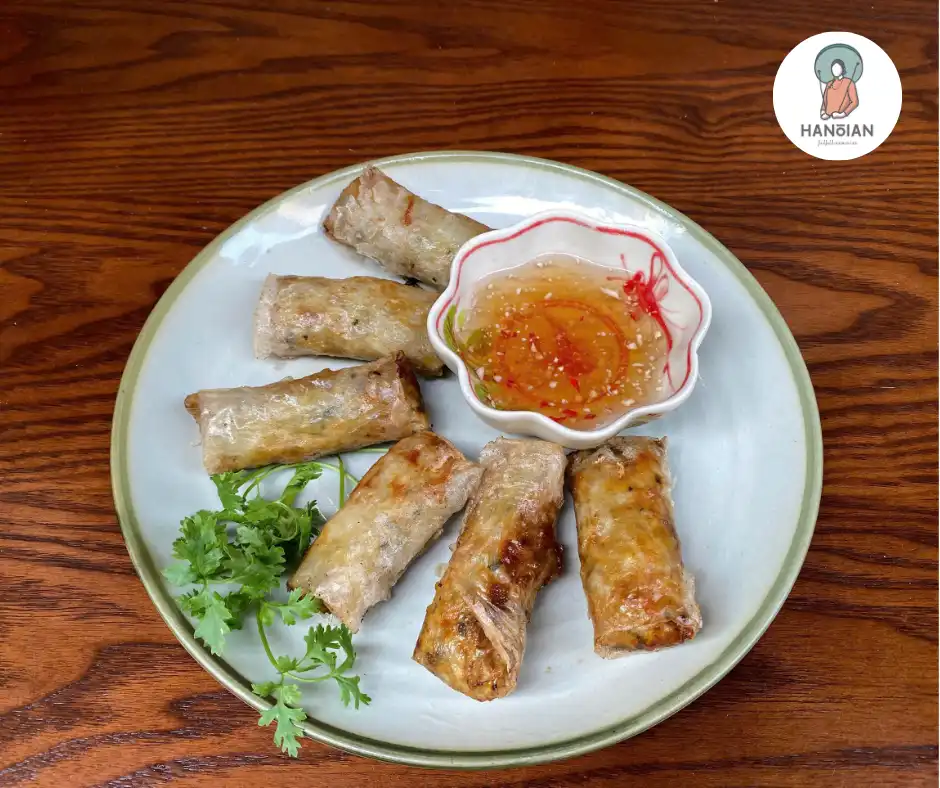 Nem Rán Hanoian – Hương Vị Truyền Thống Hà Nội Trong Từng Cuốn Vàng Ruộm