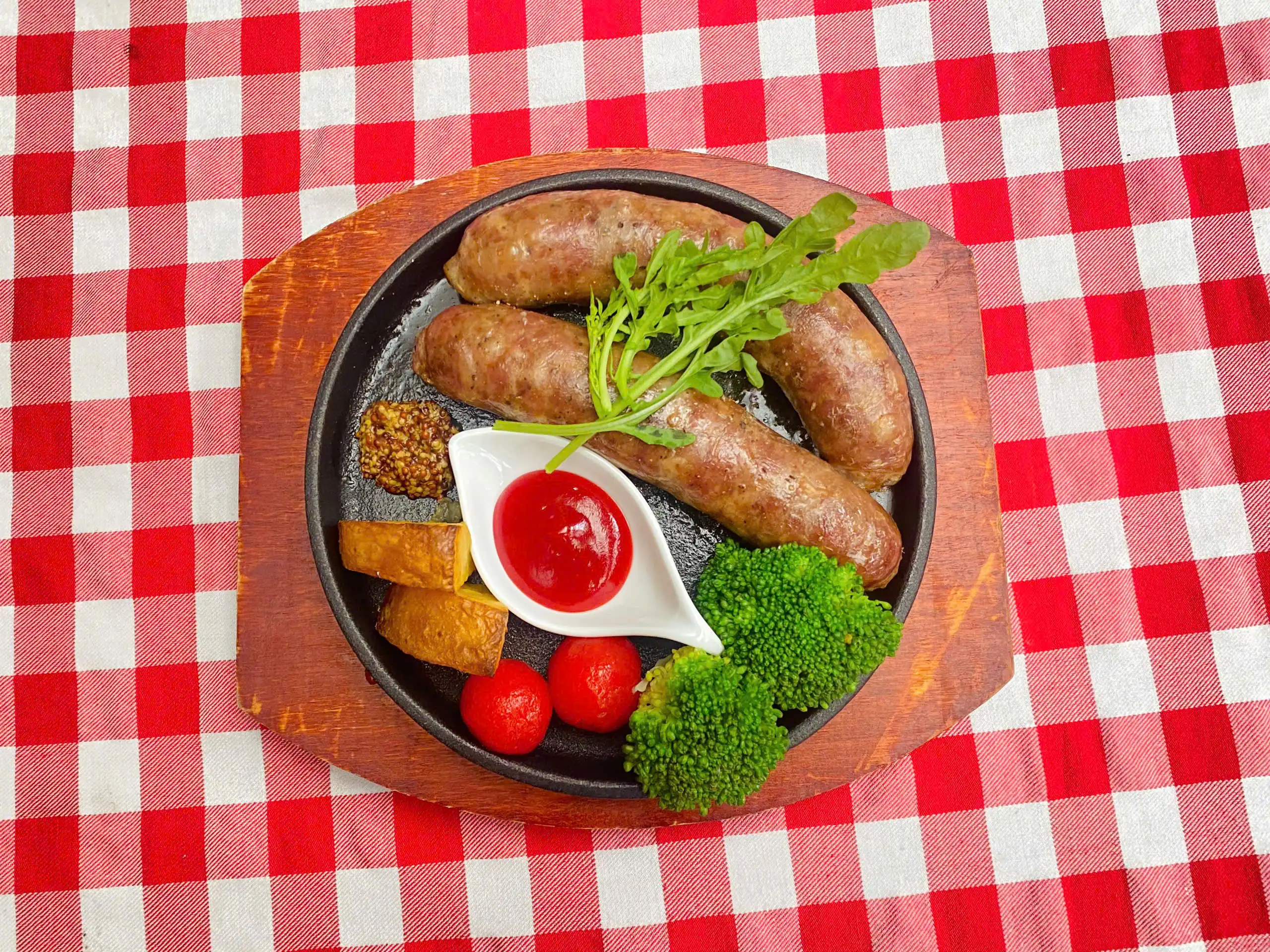 Xúc Xích Ý – Món Ngon Đậm Chất Ẩm Thực Châu Âu