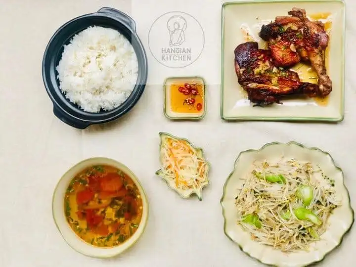Thưởng Thức Món Ngon Ngay Tại Nhà Với Hanoian Kitchen