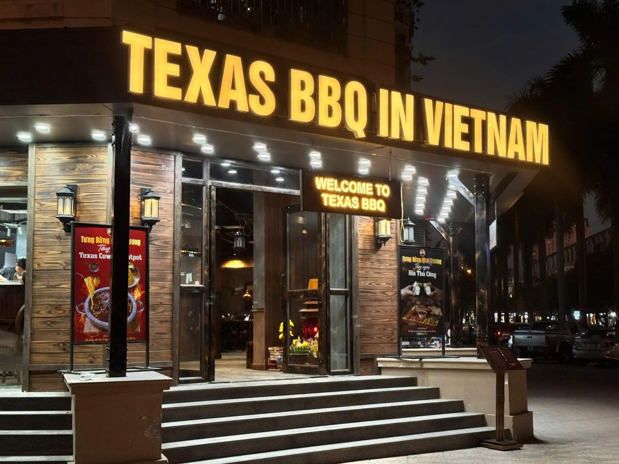 CTQ Texas BBQ – Không gian đậm chất Texas giữa lòng Thủ đô