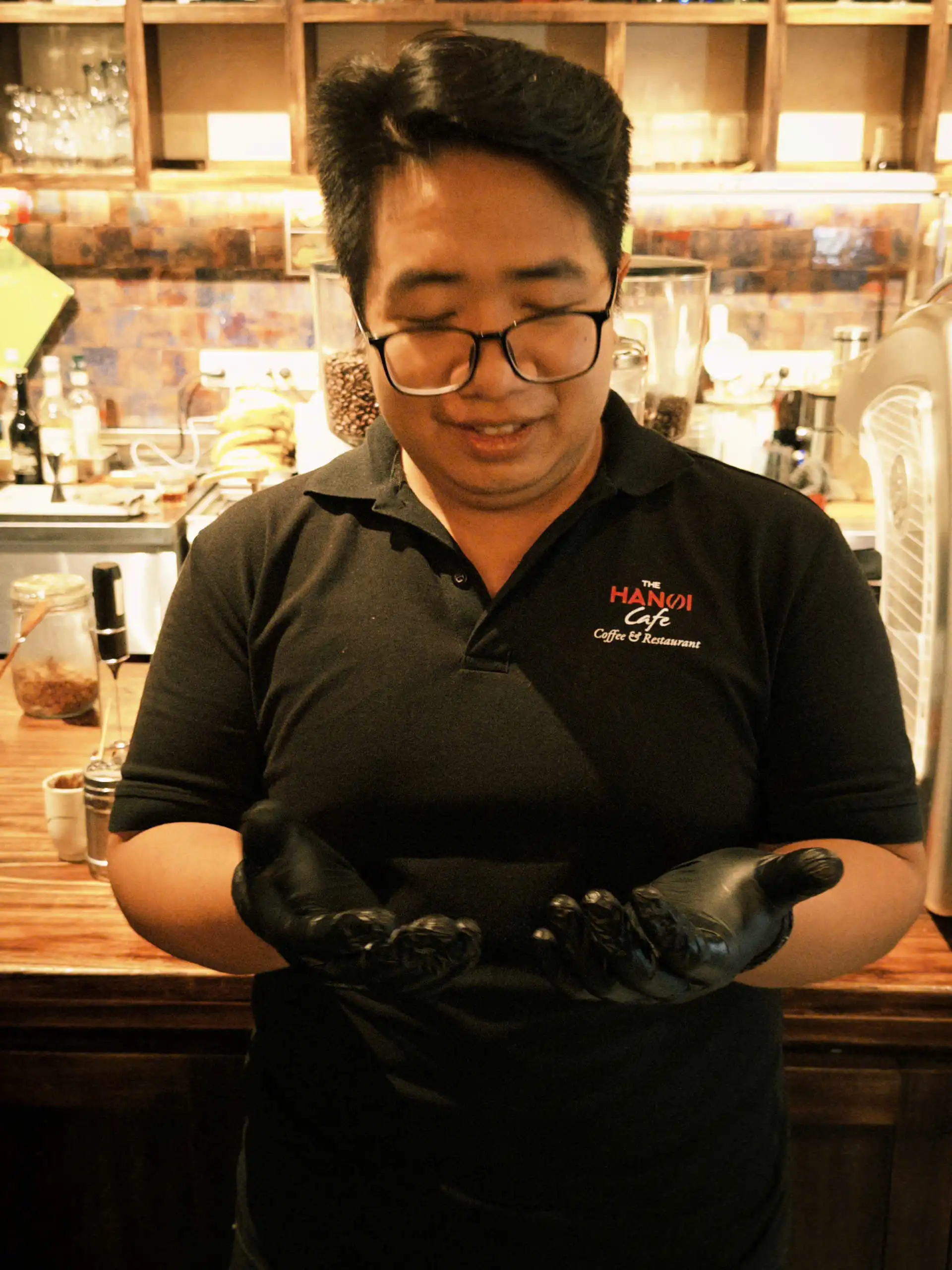 Từ Công Nghệ Đến Ngành Dịch Vụ: Hành Trình Rẽ Hướng Của Chàng Trai 22 Tuổi Tại Hà Nội